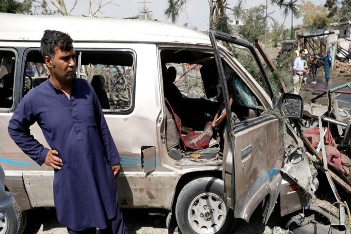 افغانستان کے دارالحکومت کابل میں بم دھماکہ، ڈپٹی گورنر اپنے سیکریٹری سمیت ہلاک ہو گئے