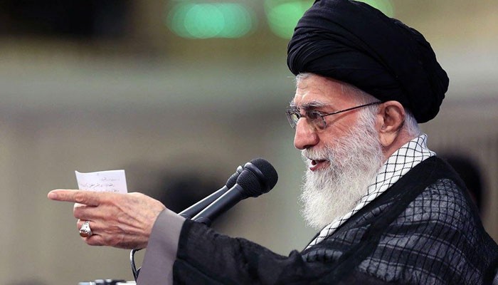 اگر ایران ایٹمی ہتھیار بنانا چاہے تو دنیا کی کوئی طاقت اسے روک نہیں سکتی: ایرانی سپریم لیڈر