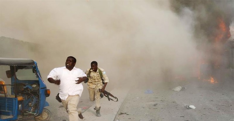صومالیہ میں خطرناک بم دھماکہ، 21 افرد ہلاک اور 30 سے زائد زخمی ہوگئے