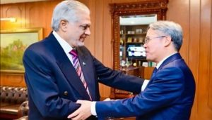 اسحاق ڈار